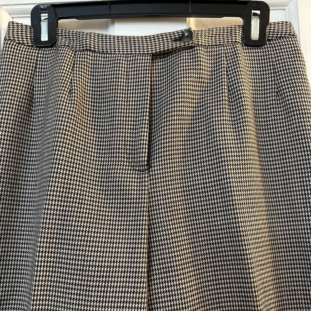 Ladies houndstooth trousers